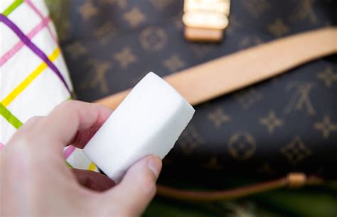 wasserflecken louis vuitton tasche|cleaning louis vuitton zippers.